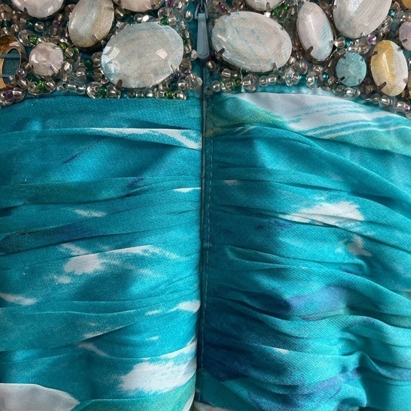 Tony Bowls Dramatic Floral Print Chiffon Formal Dress. Size 0 - Picture 13 of 15